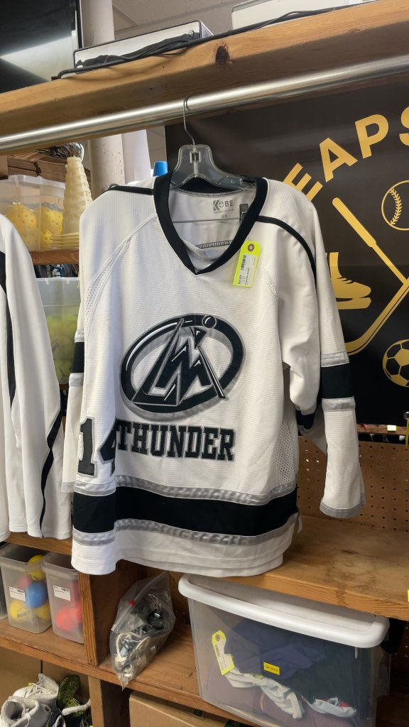 Kobe Thunder Hockey Jersey White Size XL