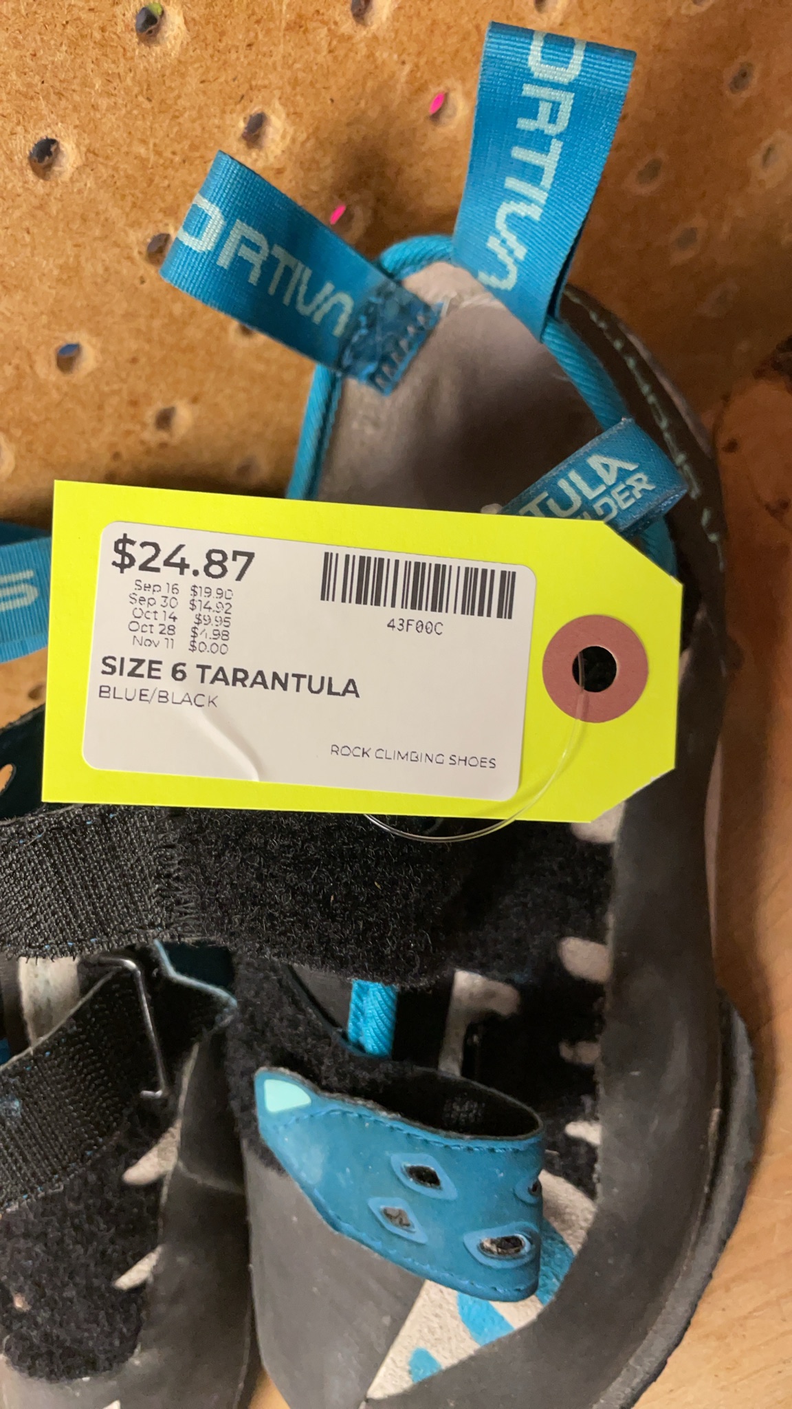 La Sportiva Tarantula Size 6 Rock Climbing Shoes