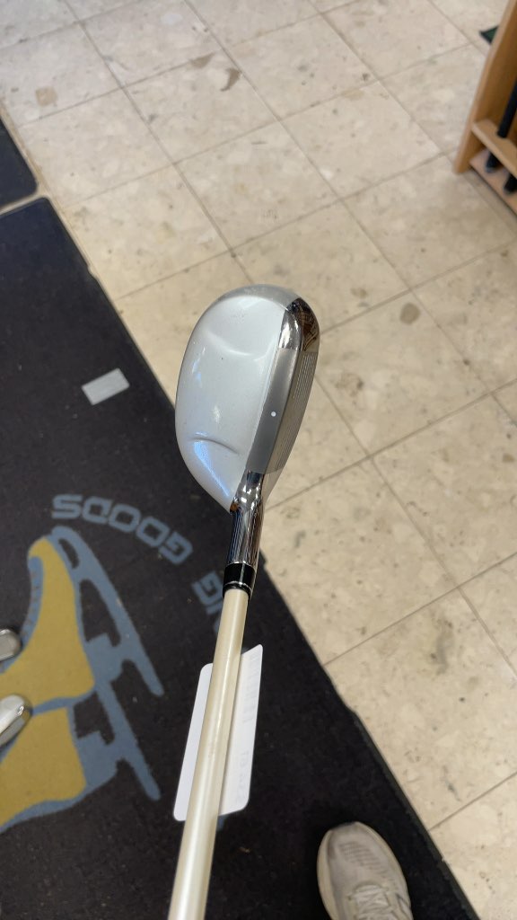 Ladies Left-Handed Tour Mission 4 Hybrid - 22°