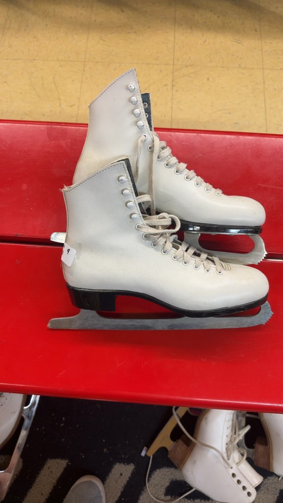 Lange Figure Skates Classic White Used Size 9