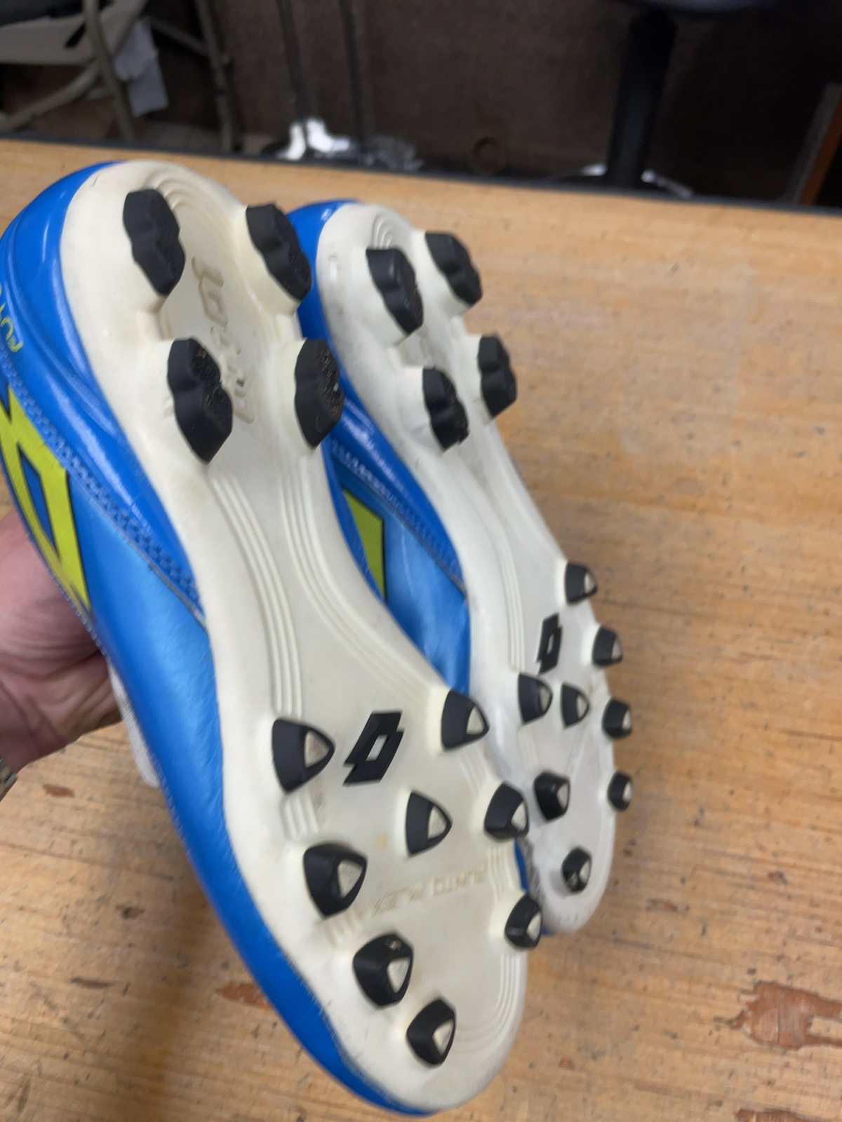 Lotto Soccer Cleats Size 9 US Men's Blue/Green