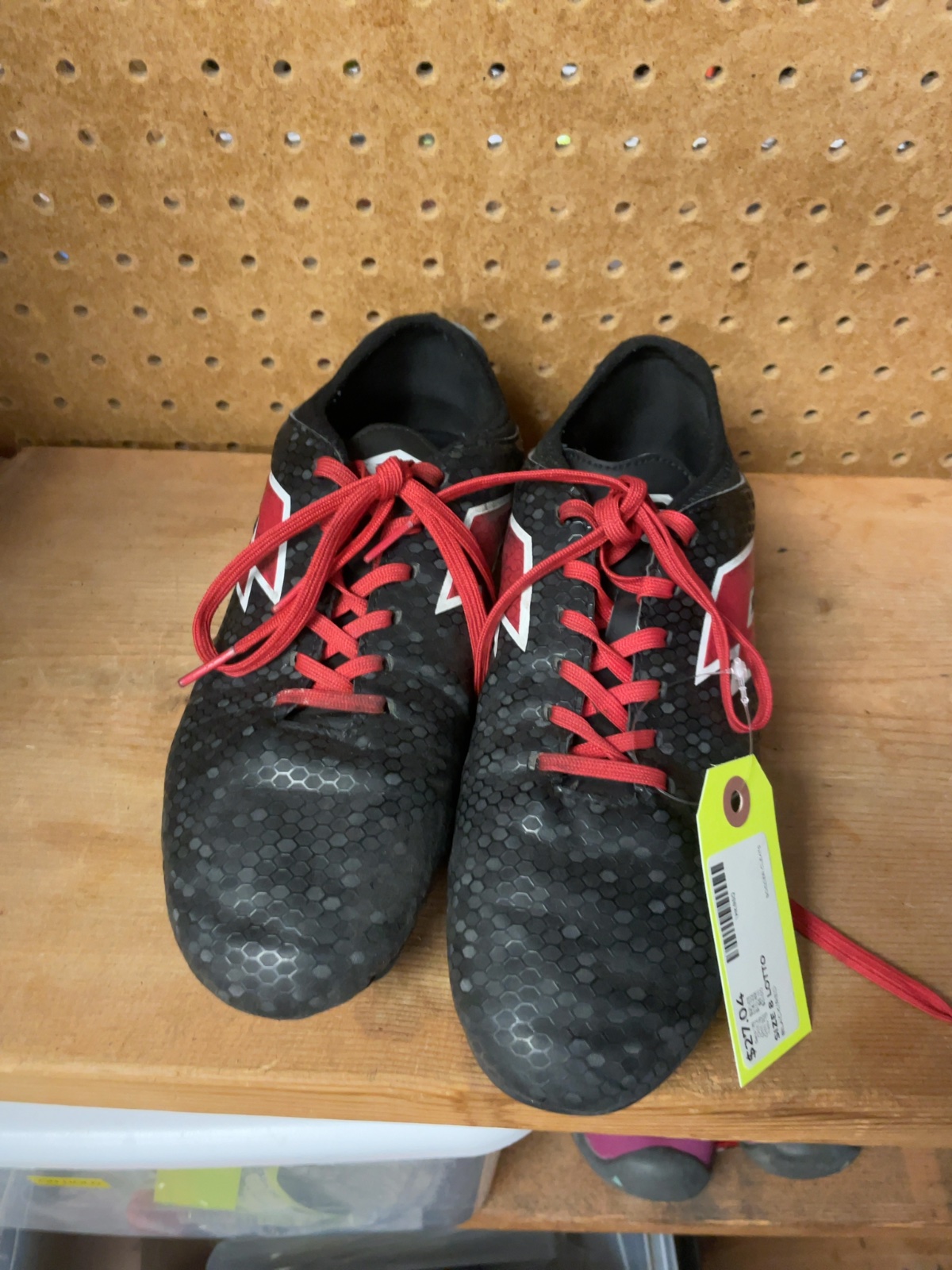 Lotto Storm Size 8 Soccer Cleats