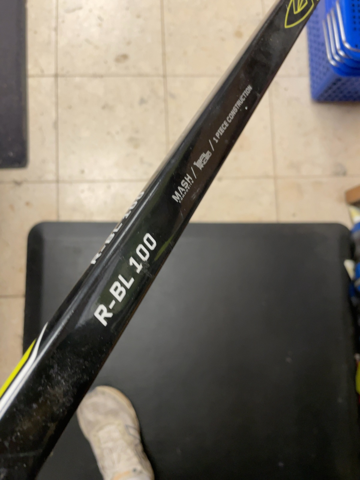 Louisville Response R-BL 100 Flex 40 P92 RH Hockey Stick