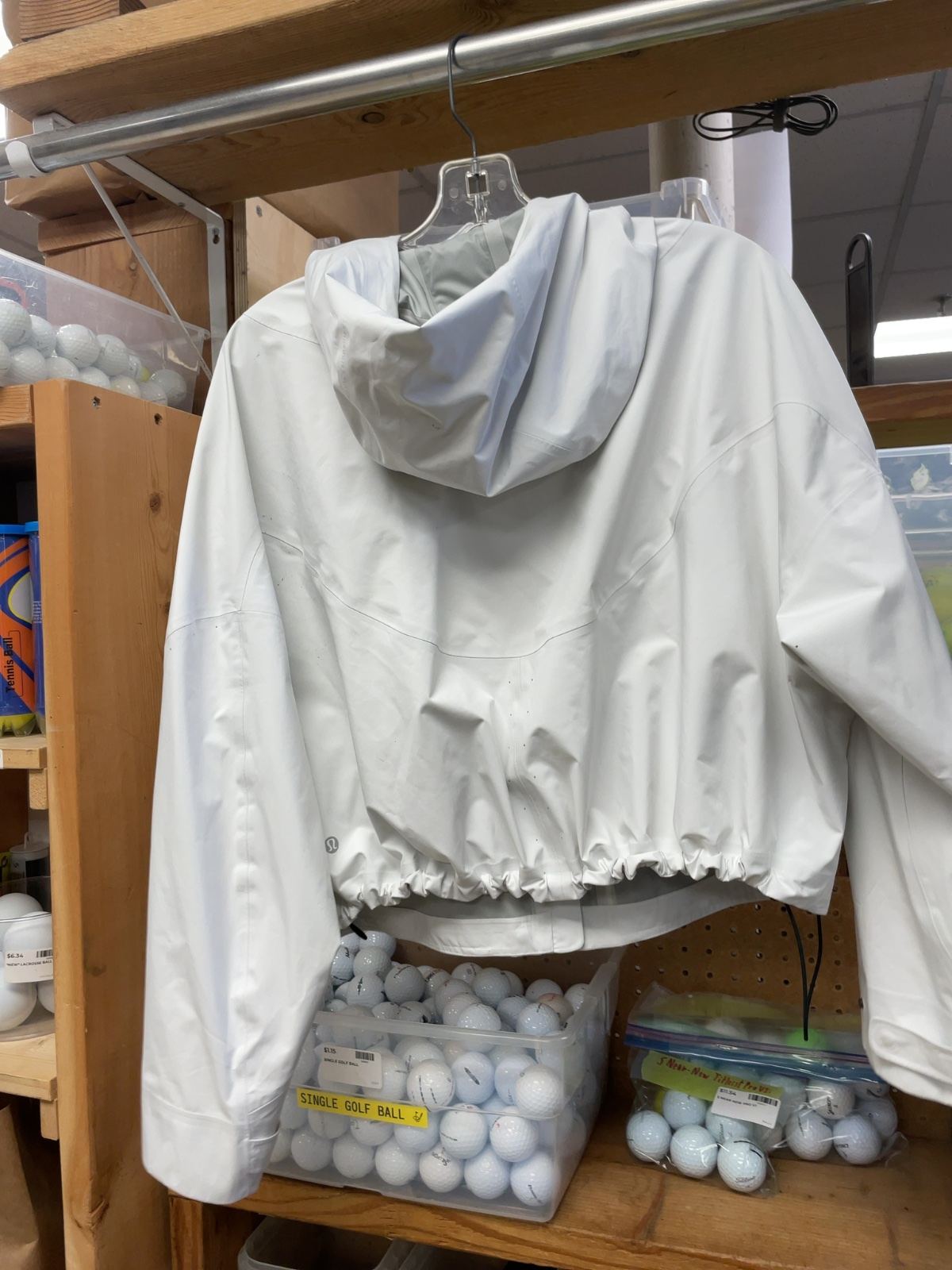 Lululemon Cropped Rain Jacket Size 8 White