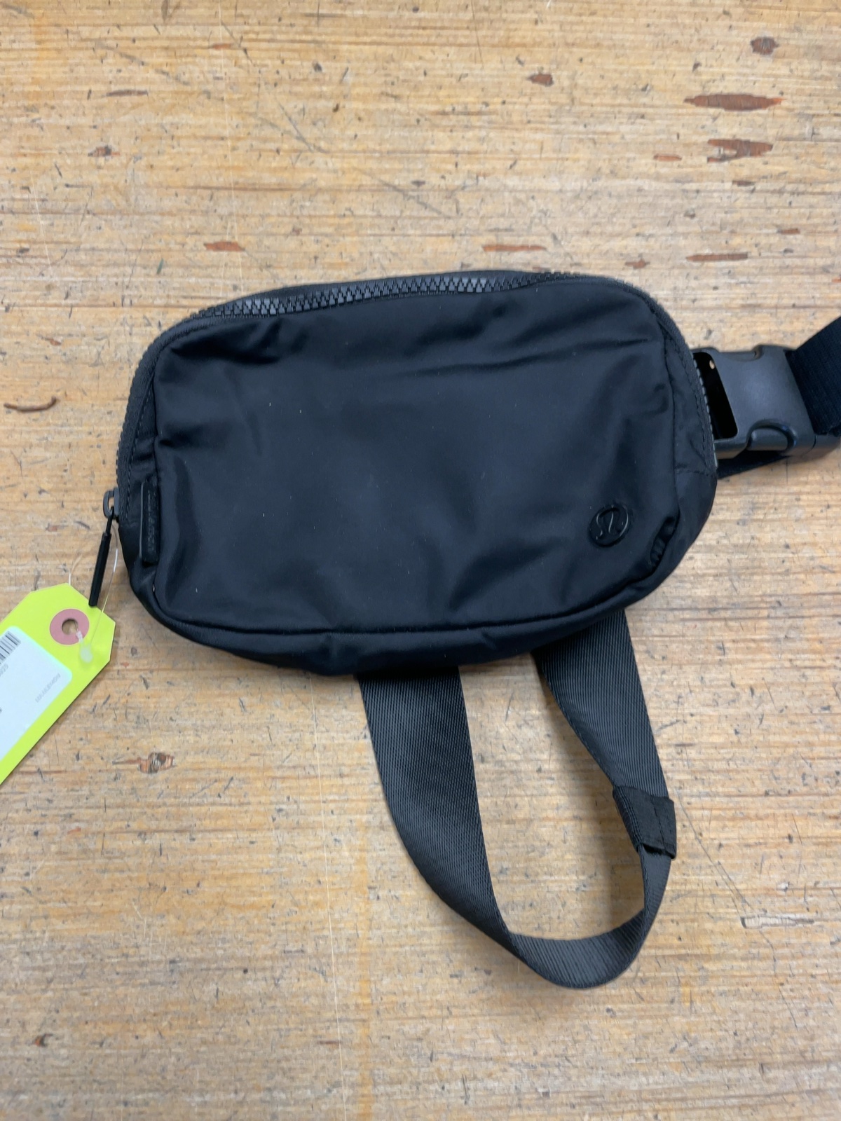 Lululemon Everywhere Belt Bag - Black