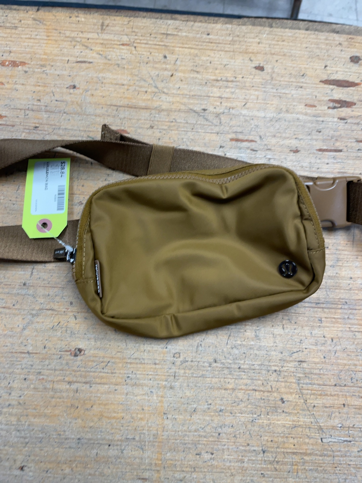 Lululemon Everywhere Belt Bag - Gold