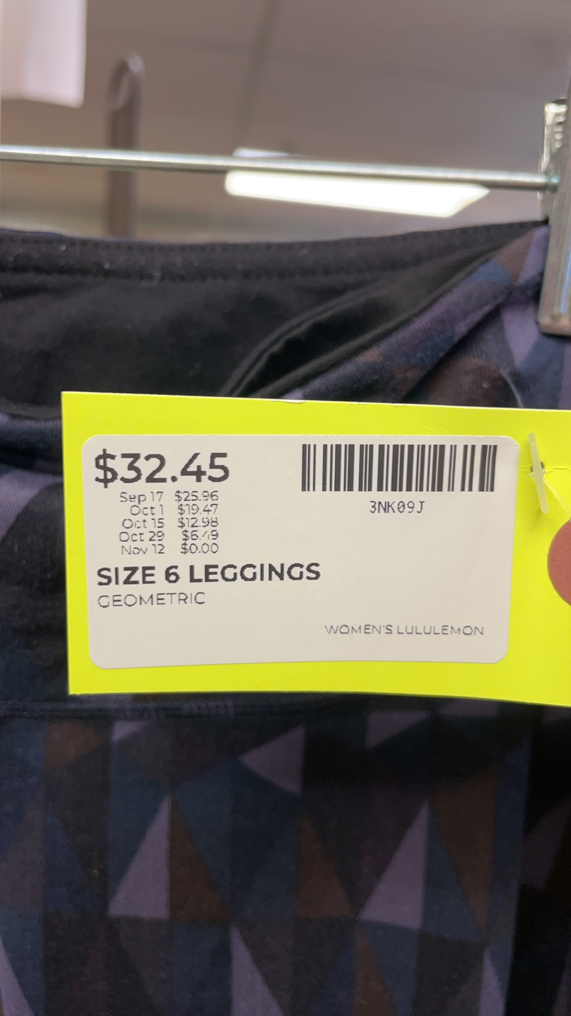 Lululemon Geometric Leggings Size 6