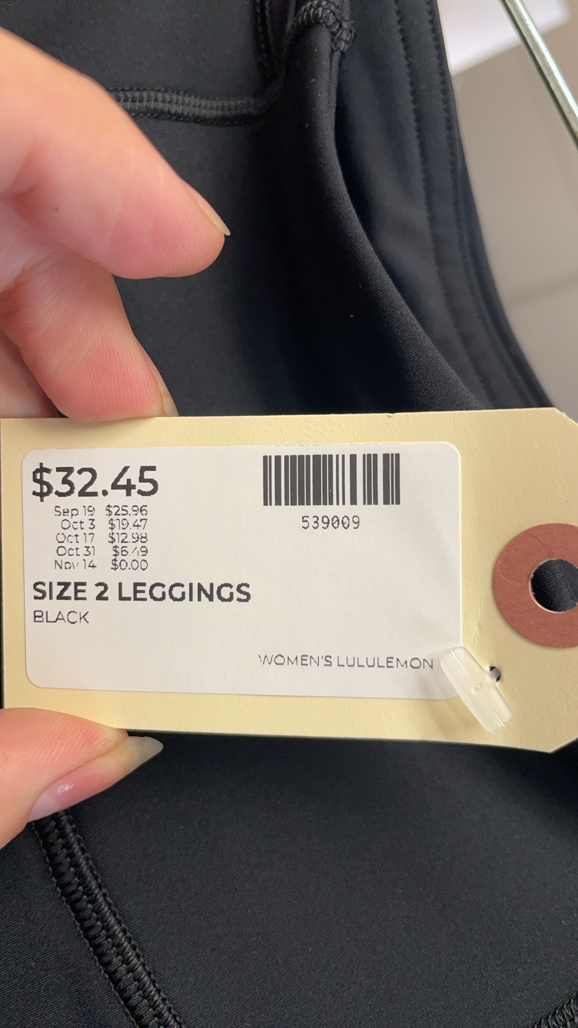 Lululemon Leggings Size 2 Black with Side Pockets