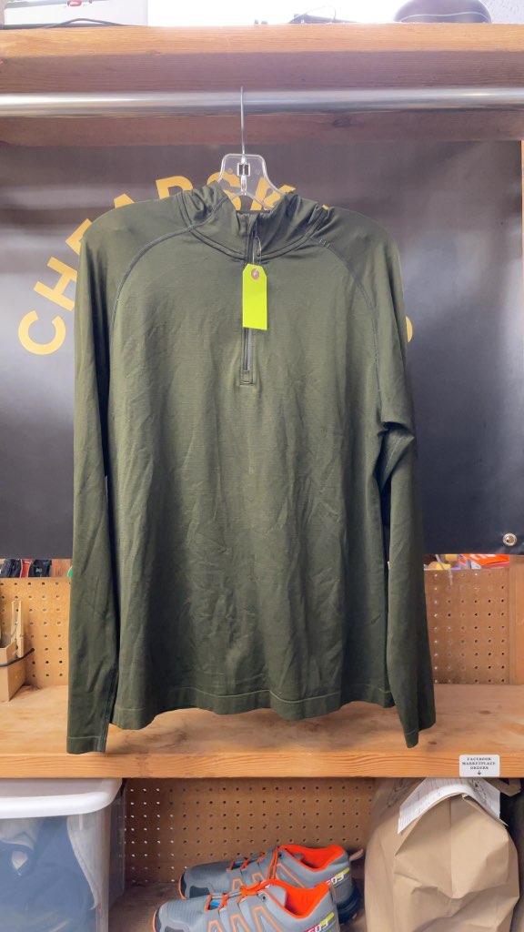 Lululemon Men's 1/4 Zip Pullover Jacket