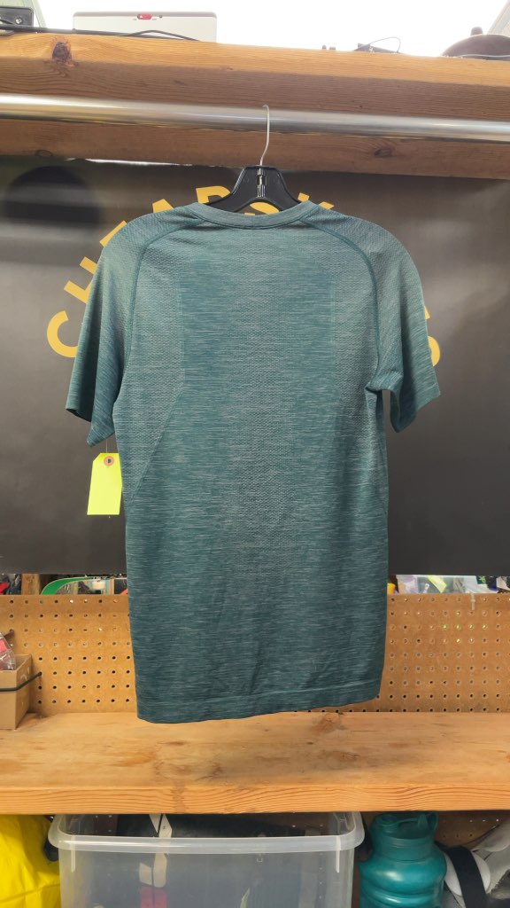 Lululemon Men's Metal Vent Tech Short Sleeve Shirt - Green - XS