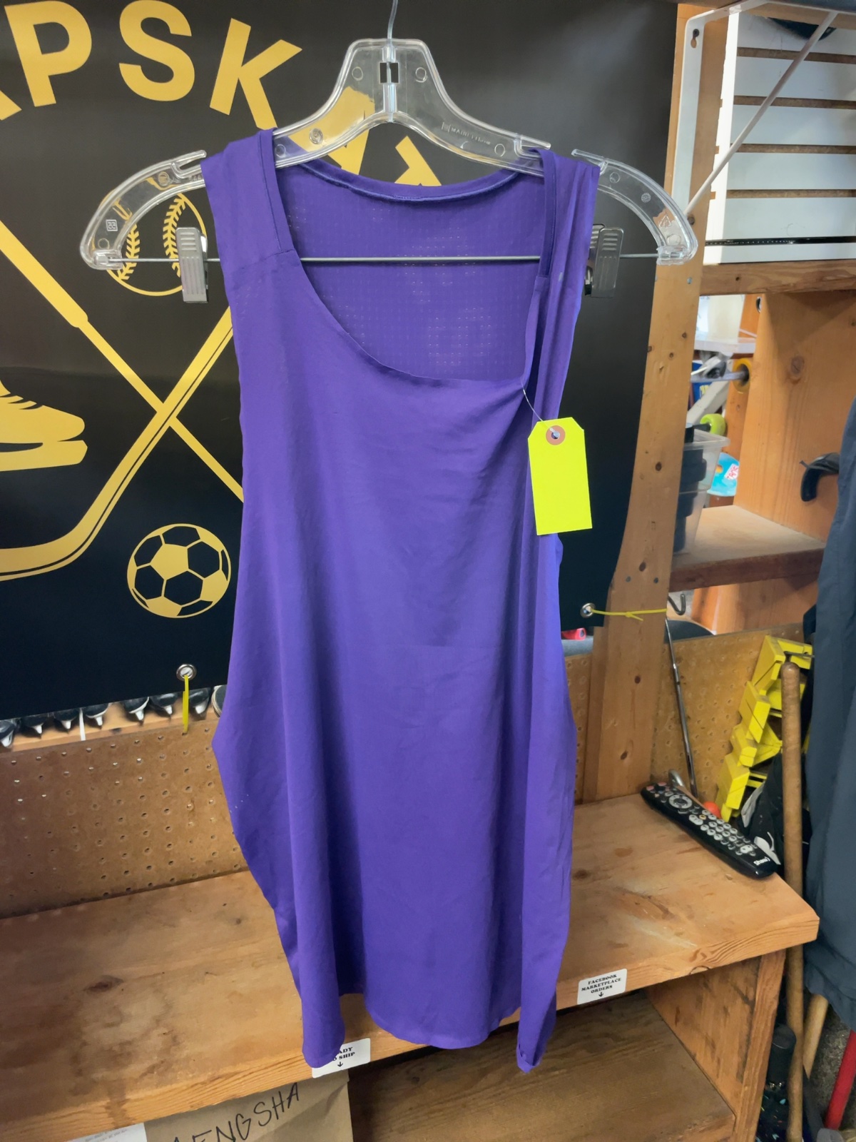Lululemon Men's Purple Tank Top medium/large