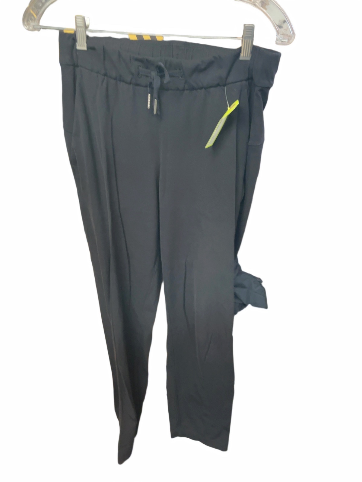 Lululemon On the Fly Pant Size 4 Black - image 1