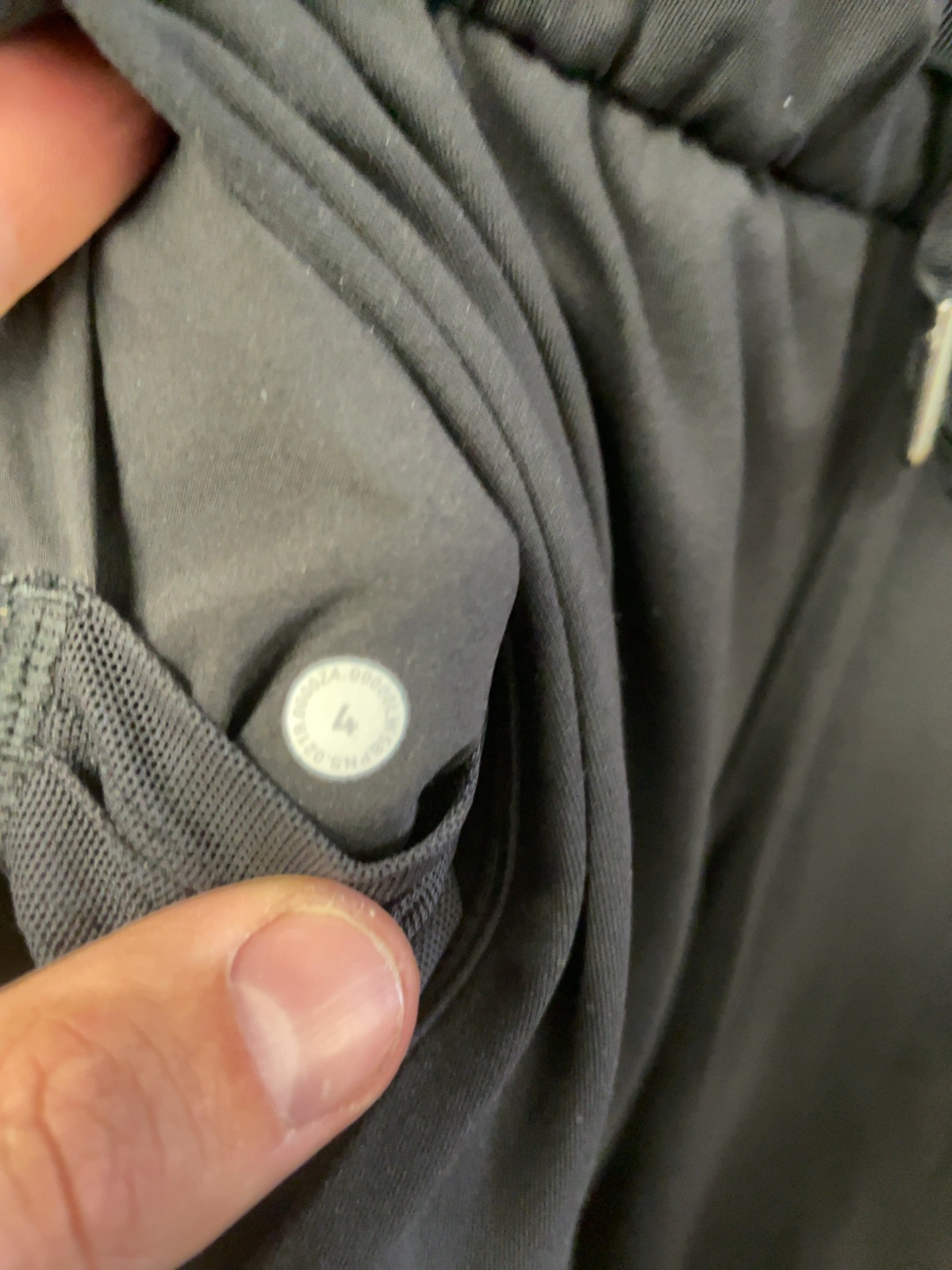 Lululemon On the Fly Pant Size 4 Black