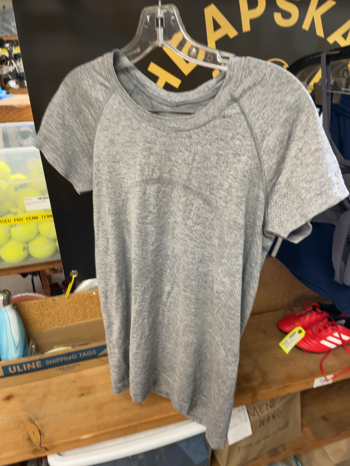 Lululemon Swiftly Tech Short Sleeve Shirt - Grey - Size 8