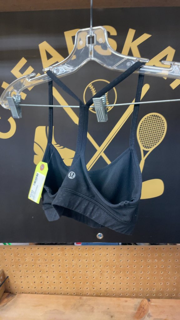 Lululemon Women's Flow Y Sports Bra - Black - Size 2