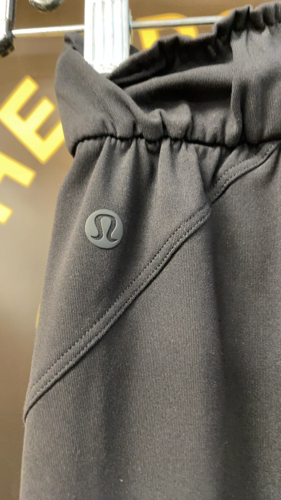 Lululemon Women's Joggers - Black - Size 0