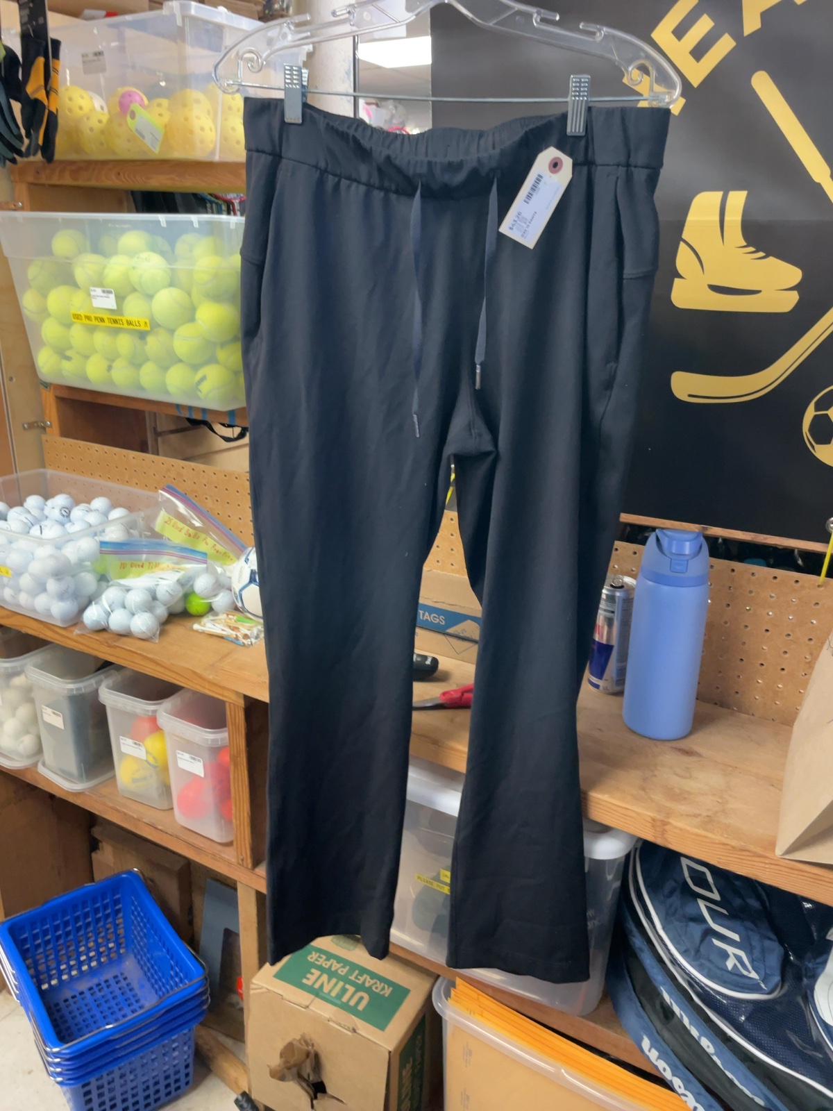 Lululemon Women's Pants Size 10 Black