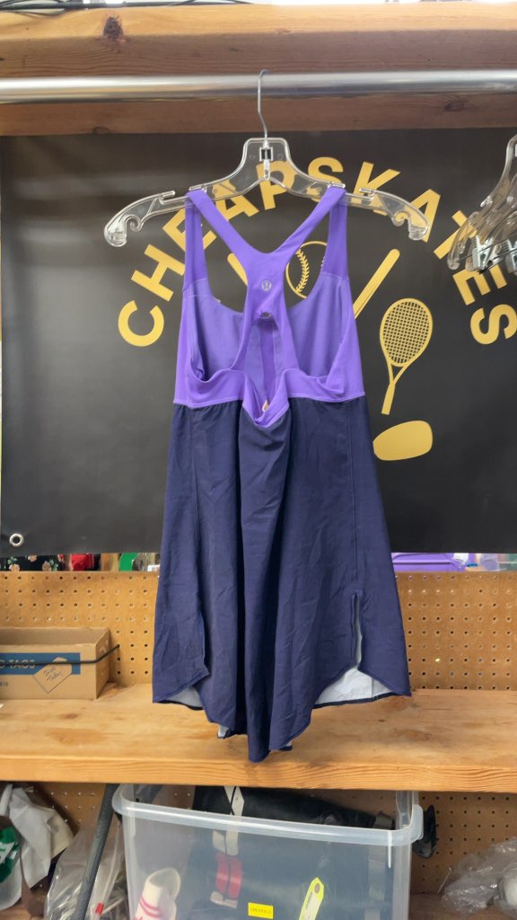 Lululemon Women's Purple Racerback Tank Top - Size 6