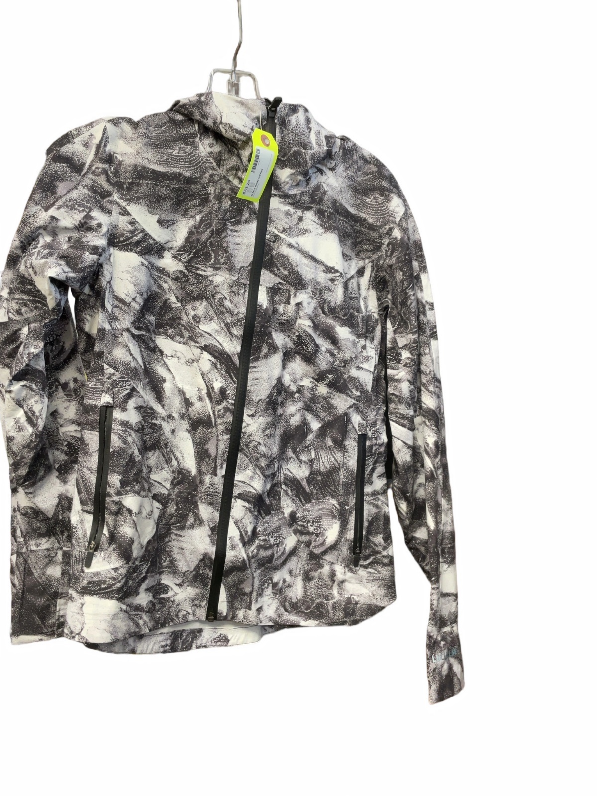 Lululemon Women's Rain Jacket - image 1