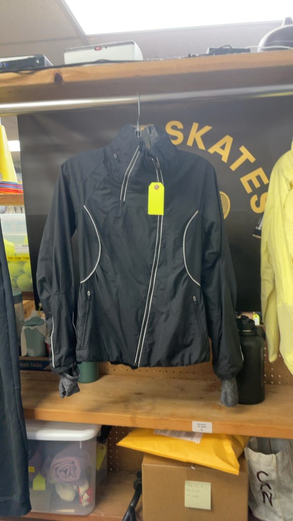 Lululemon Women's Size 4 Black Athletic Jacket