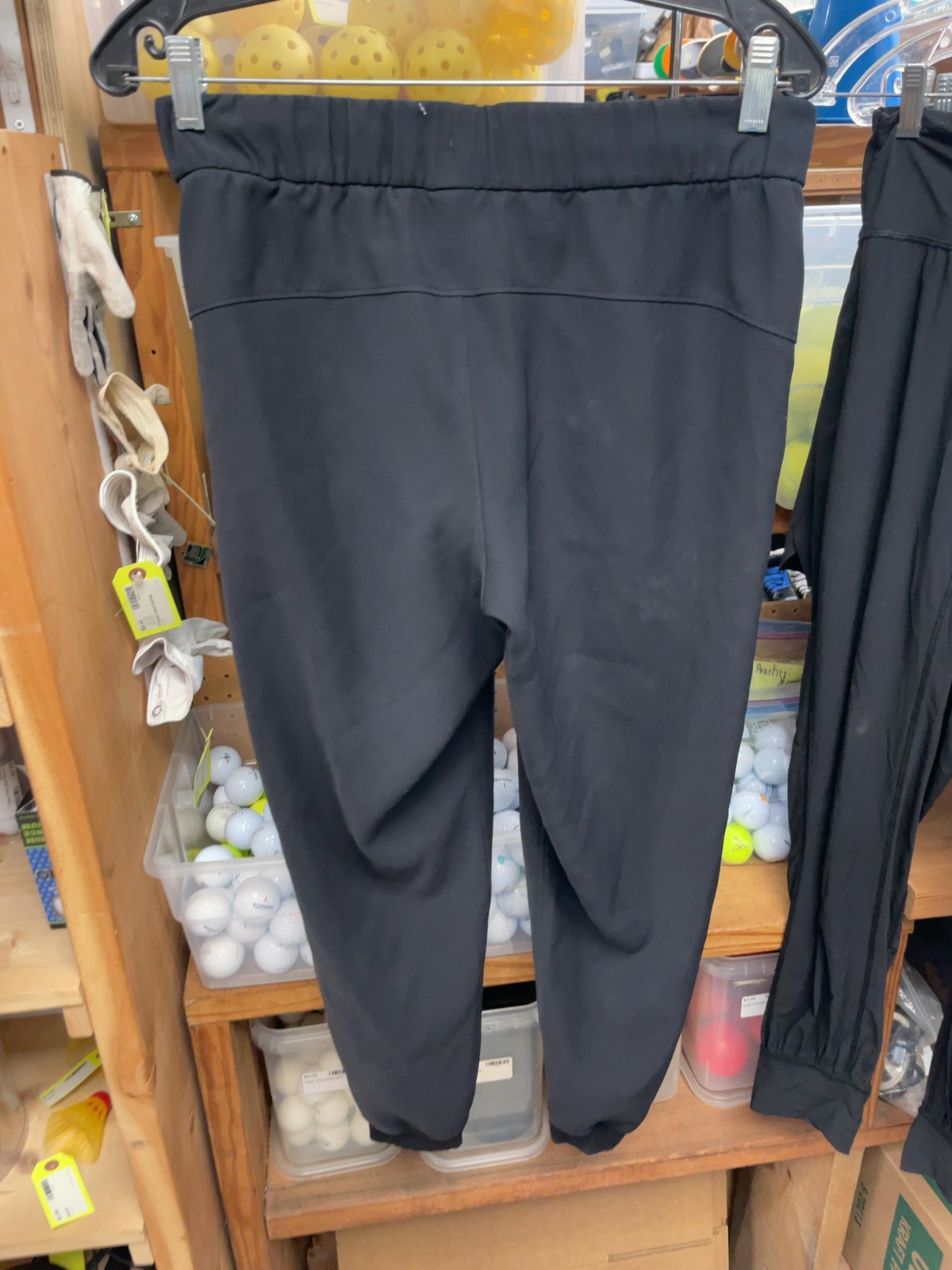 Lululemon Women's Size 6 Black Jogger Pants