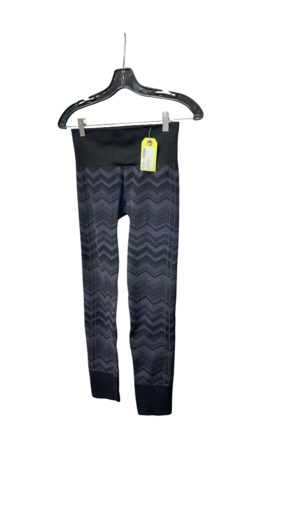 Lululemon Women's Size 8 Purple Chevron Leggings