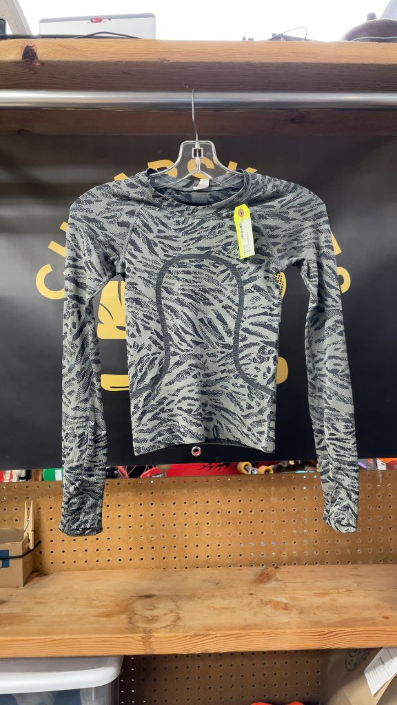 Lululemon Women's Swiftly Tech Long Sleeve Shirt - Grey Pattern - Size 0