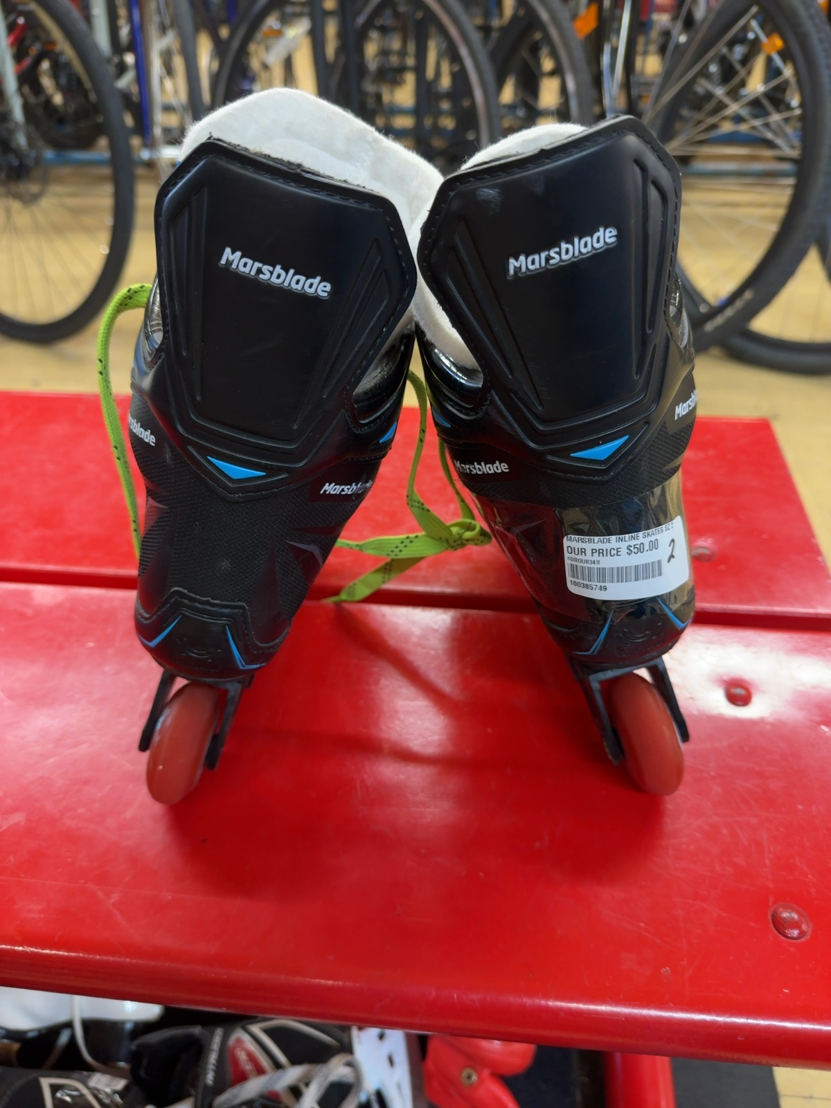 Marsblade Inline Skates - Size 2
With labeda gripper wheels