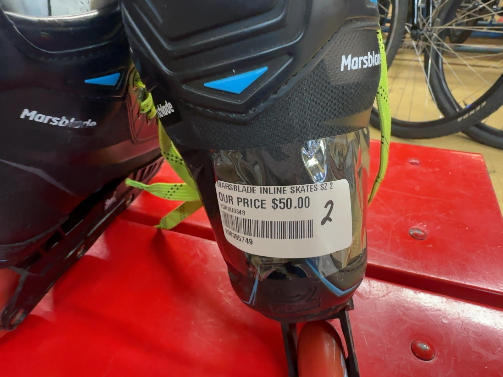 Marsblade Inline Skates - Size 2
With labeda gripper wheels