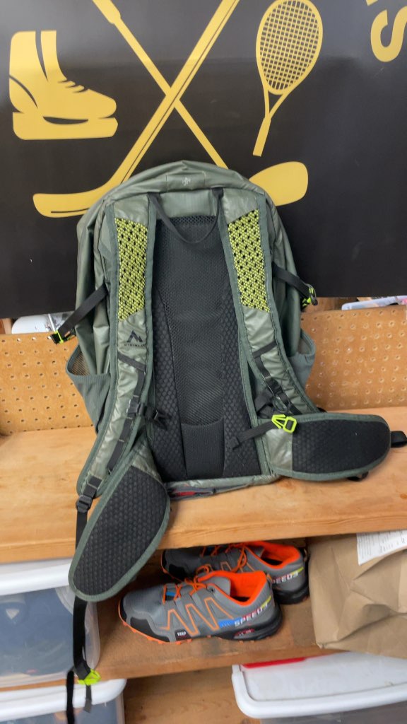 McKinley Asgard VT 26L Backpack - Green