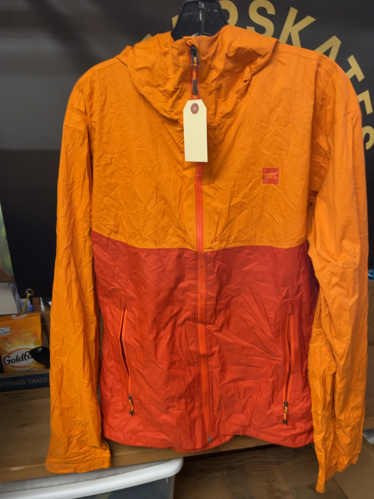 MEC Rain Jacket Men's Medium Orange