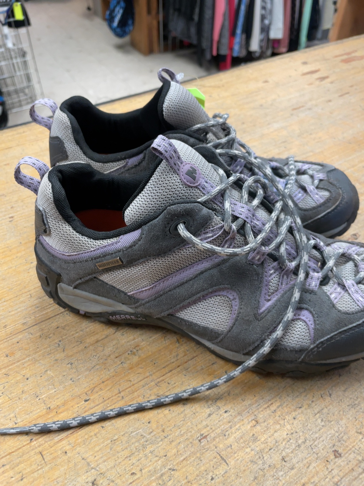 Merrell Women's Hiking Shoes Size 9 Grey/Purple