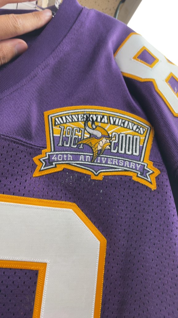 Mitchell & Ness Minnesota Vikings Cris Carter #80 Throwback Jersey - Size XL