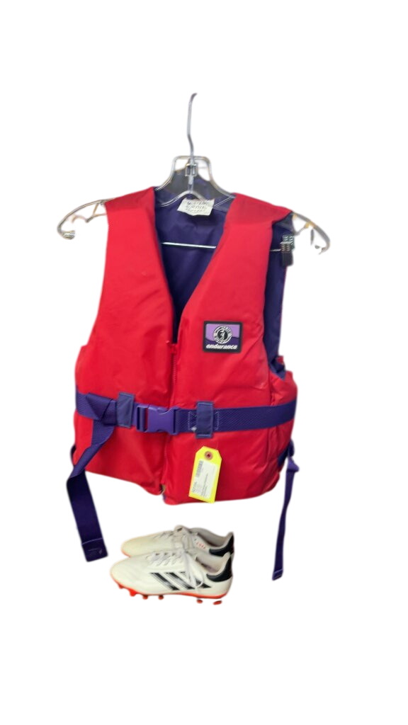 Mustang Endurance Life Jacket - Red - Size Small/Medium