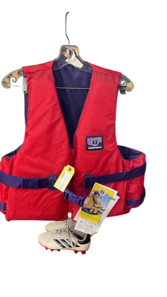 Mustang Survival Endurance Life Jacket PFD - Red - Adult L/XL