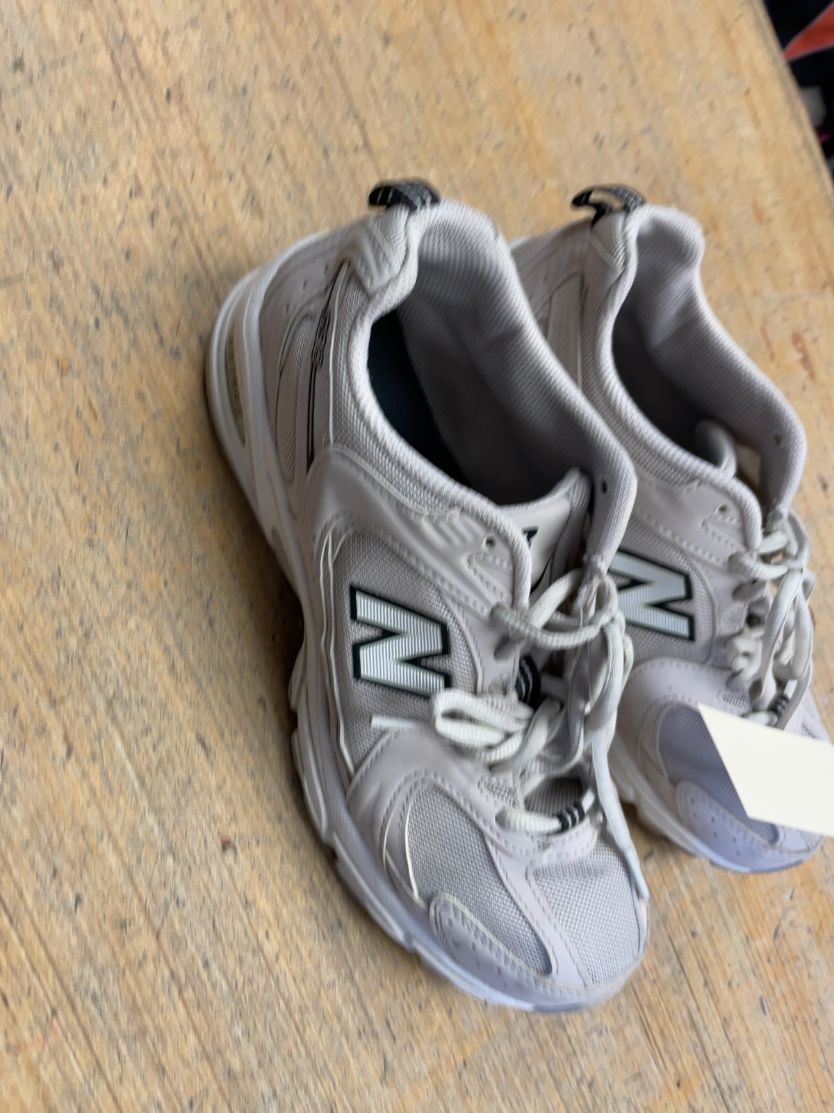 New Balance 530 Size 6 White Sneakers