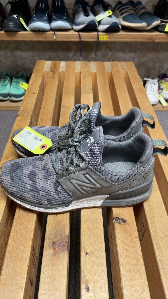 New Balance 574 Grey Camo Runners - Size 7.5