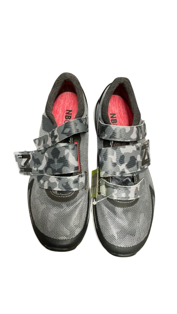 New Balance Cycling Shoes - Size 7.5 - Grey - image 1