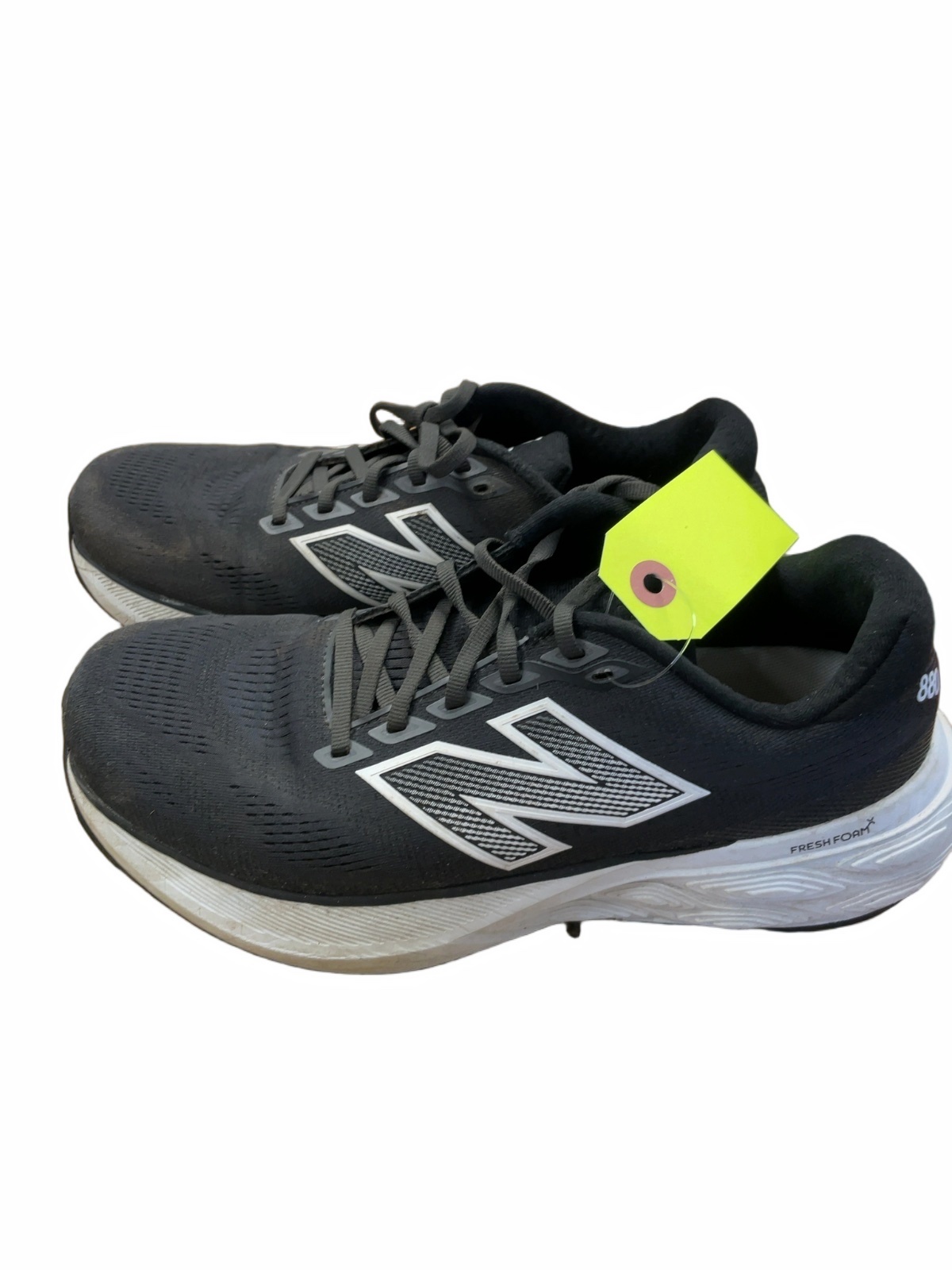 New Balance Fresh Foam 880 Running Shoes - Size 8.5 - image 1