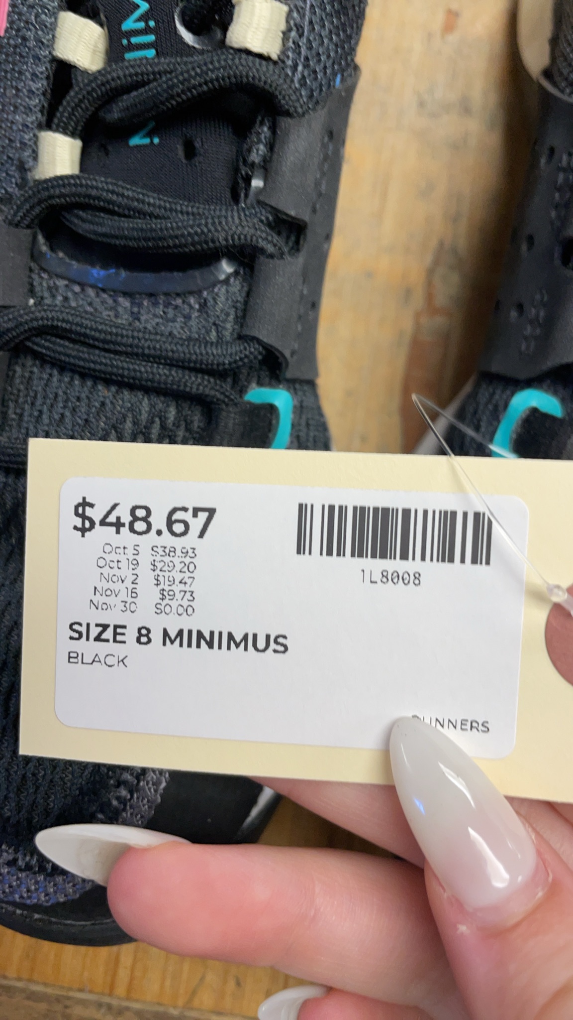 New Balance Minimus Size 8 Black Training Shoes