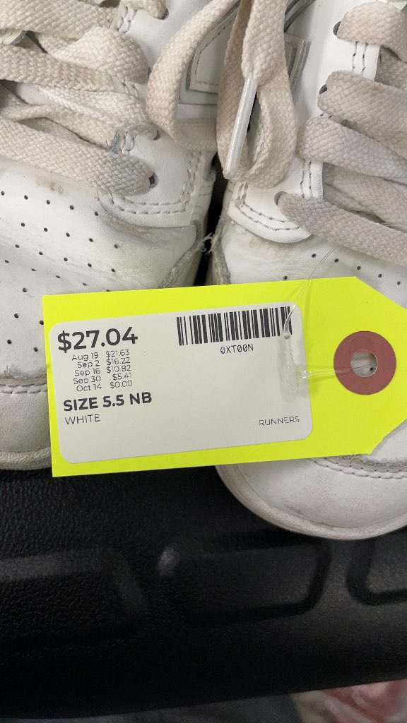 New Balance White Runners Size 5.5