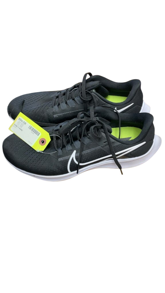 Nike Air Zoom Pegasus 38 Running Shoes - Men's Size 11