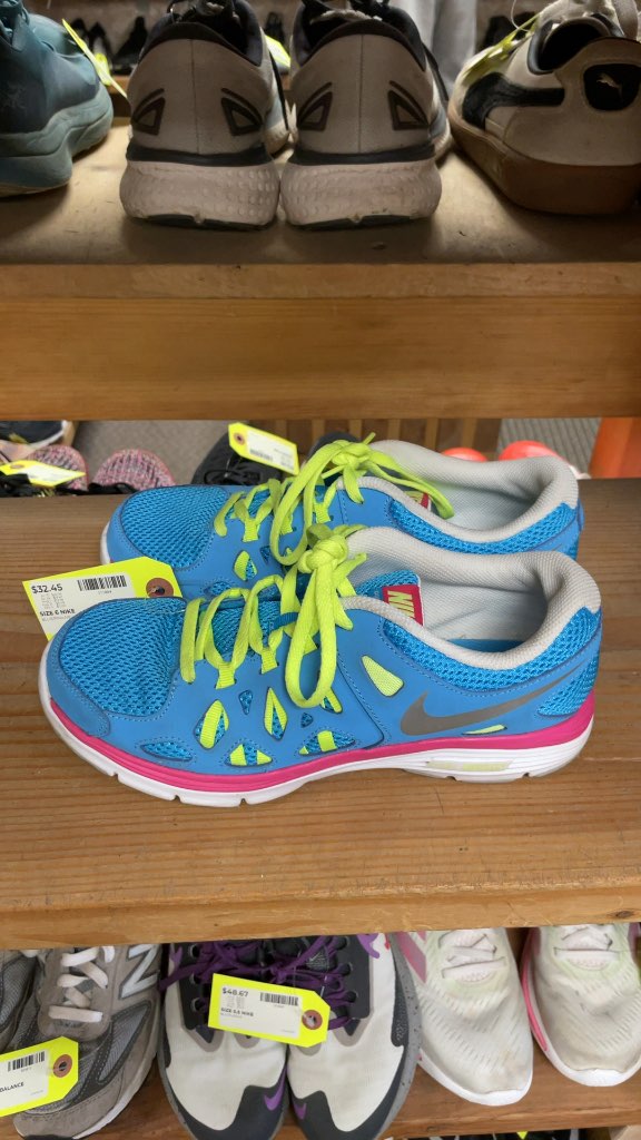 Nike Dual Fusion Runners - Size 6