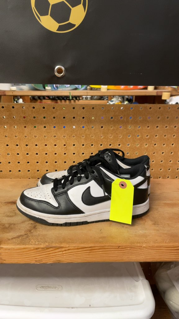 Nike Dunk Low Black/White Size 6.5