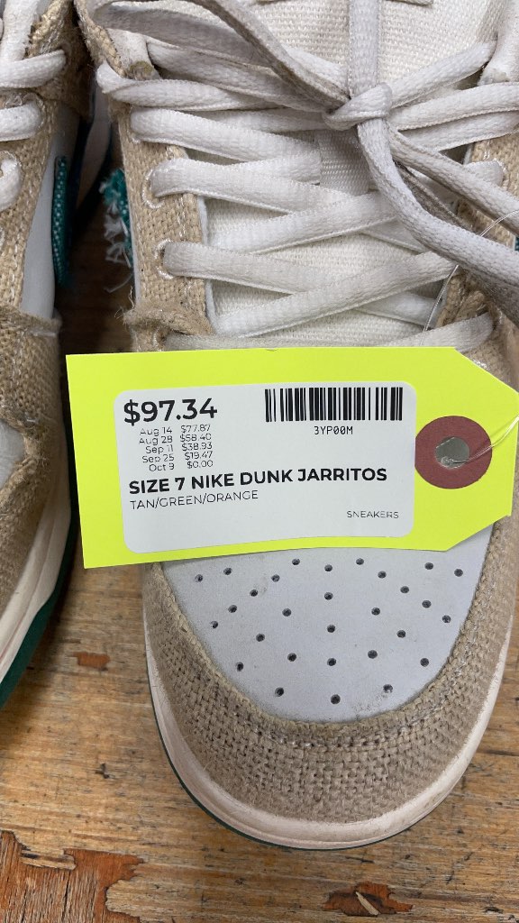 Nike Dunk SB Jarritos - Size 7