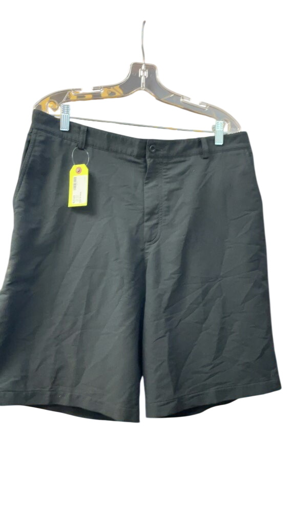 Nike Golf Shorts Black Size 36 - image 1