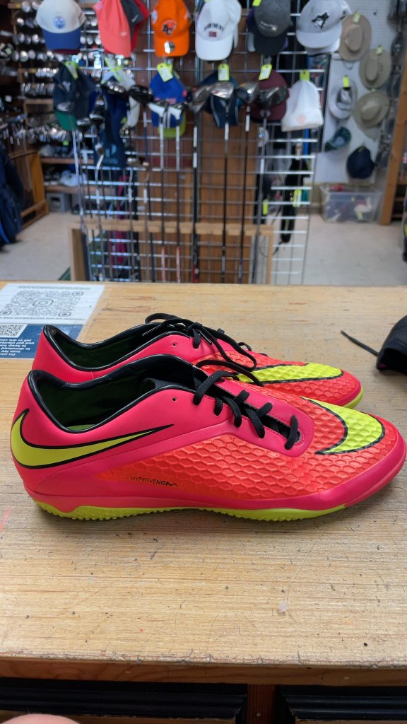 Nike Hypervenom Non-Marking Soccer Cleats - Size 13