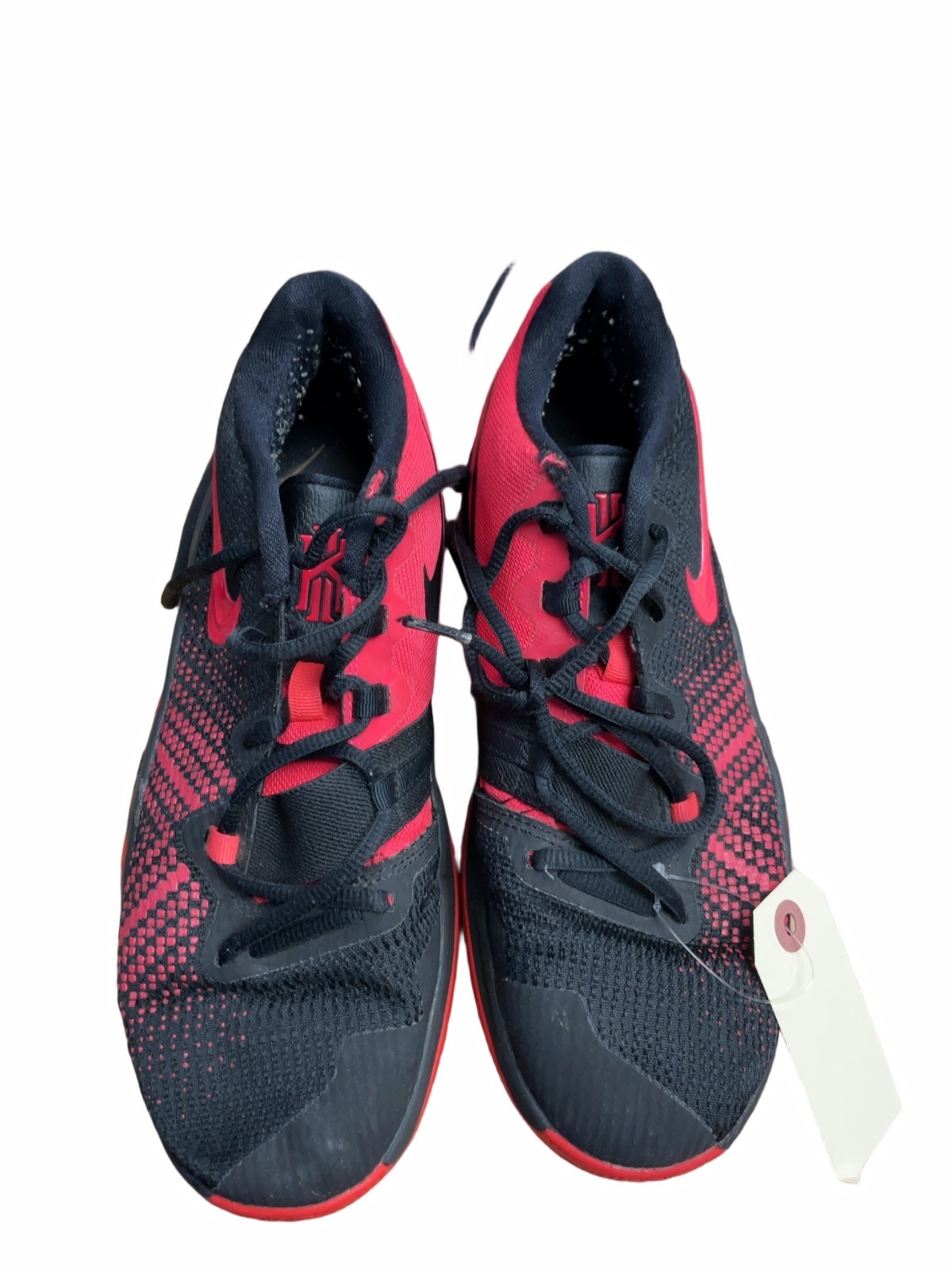 Nike Kyrie Size 6 Basketball Shoes - image 1