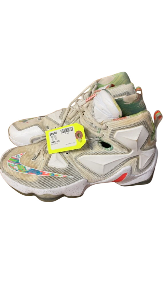 Nike LeBron 13 Basketball Shoes Size 9.5 - image 1