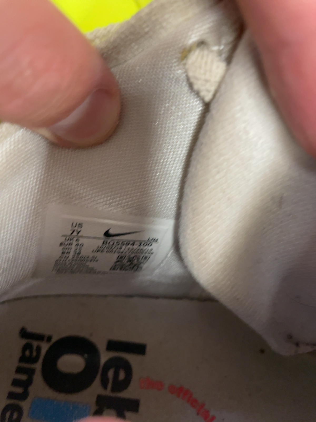 Nike LeBron 17 7Y White Basketball Shoes